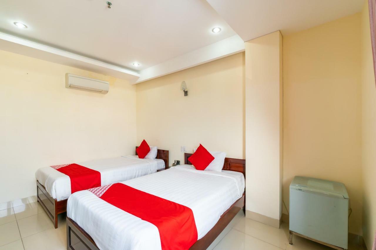 Oyo 375 Hoa Binh Hotel Da Nang Exterior photo